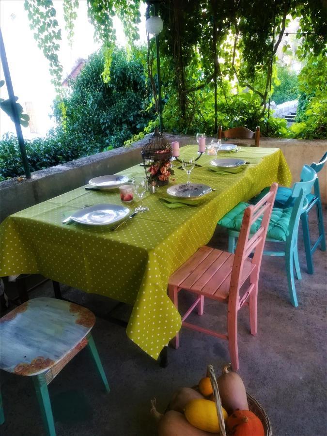 Dida Roko, Rustikalni Apartman S Terasom Kaštela 외부 사진